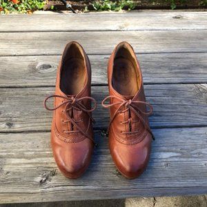 Clarks Flyrt Shadow Leather Pumps Size 9